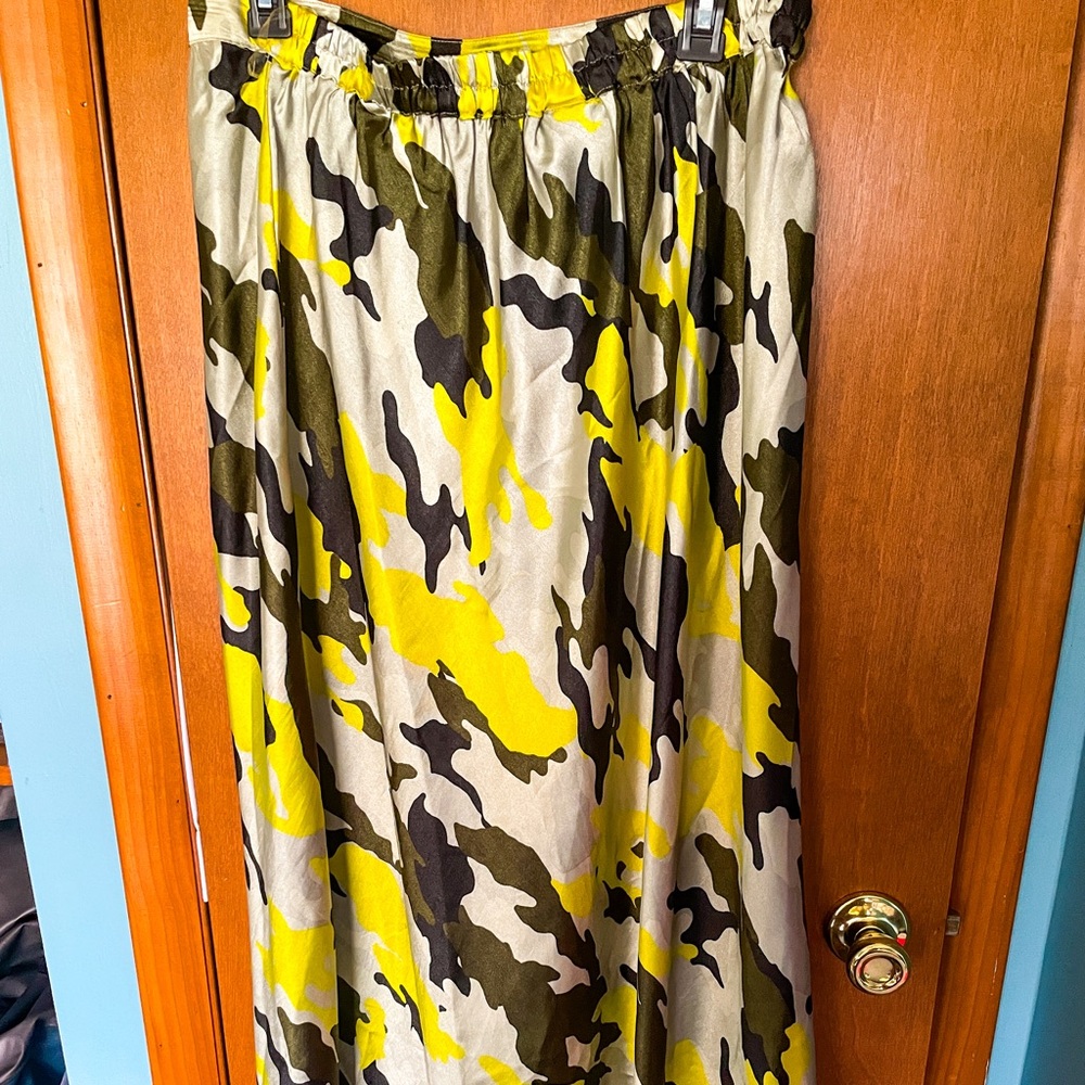 XL Ashley Stewart Army Fatigue Style Skirt